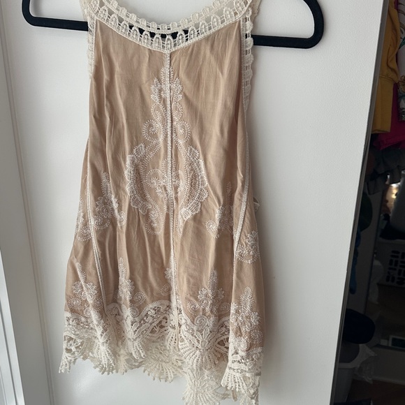 Elegant Lace Trimmed Embroidered Tan Top - Picture 3 of 4